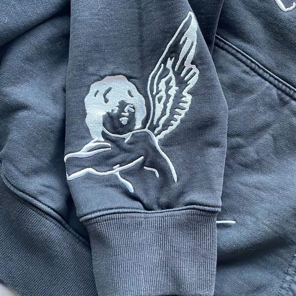 Black Graphic Hoodie with Angel and Lip Designs - Picture 8 of 8